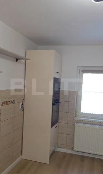 Apartament cu 3 camere decomandat în Zorilor