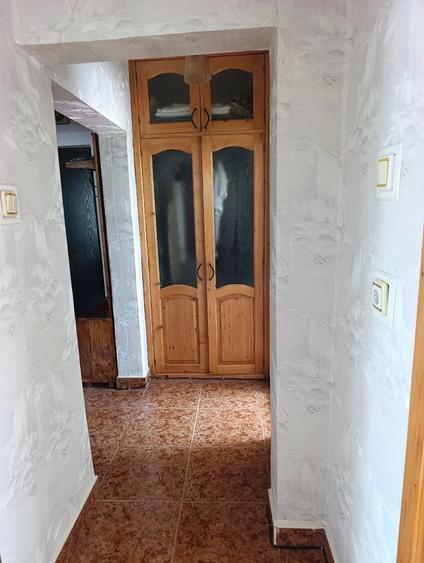 Apartament cu 2 camere decomandat în Dărmănești
