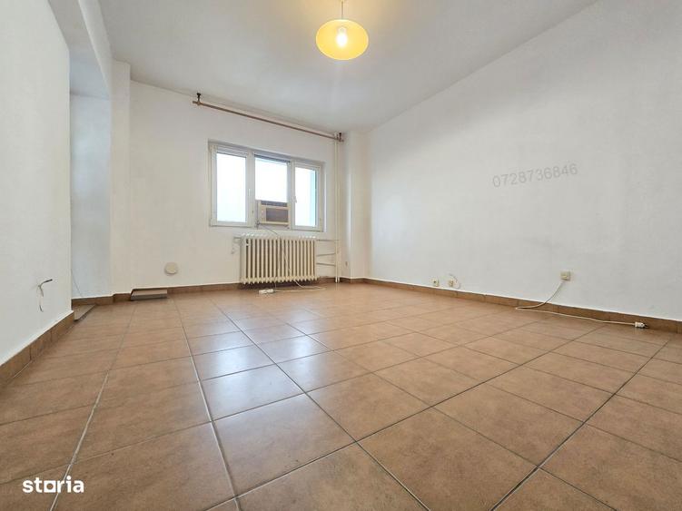 Apartament cu 5 camere în Centrul Civic