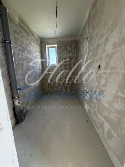 Apartament de vanzare semidecomandat ,2 camere 52 mp , zona Sesul de Sus - 5
