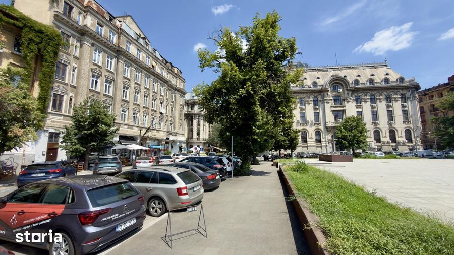 Apartament cu 3 camere în Centrul Civic
