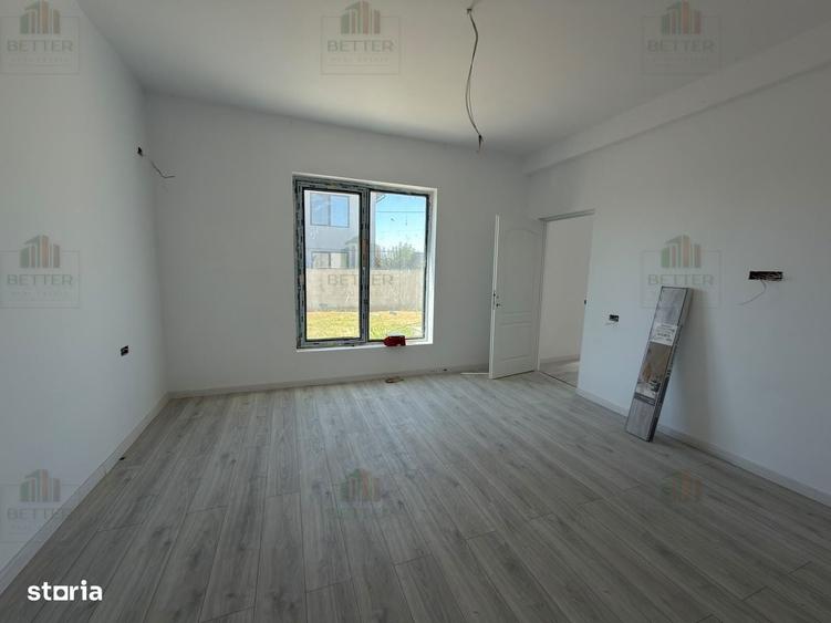Casă cu 4 camere cu Teren 400 Mp în Berceni