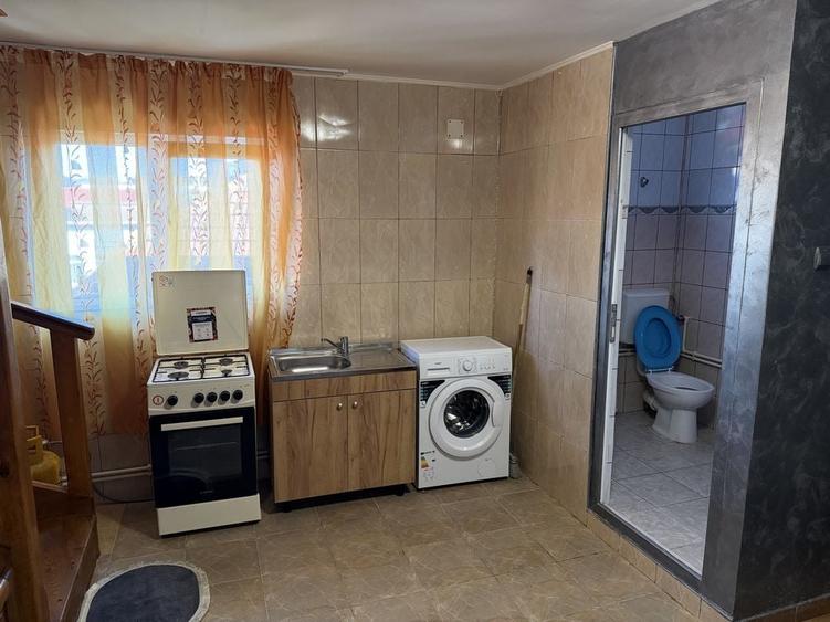 Garsonieră decomandată în Central