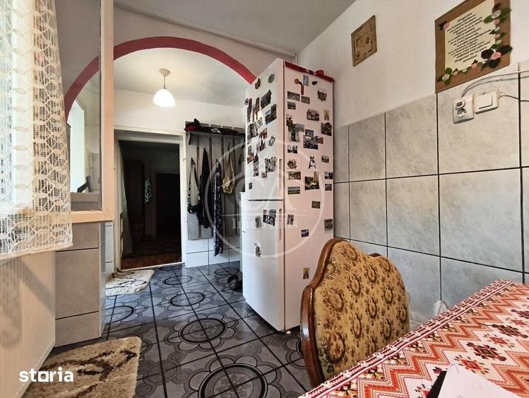 Casa de vanzare cu 7 camere de tip P+M in Sanmartin, Bihor - 18