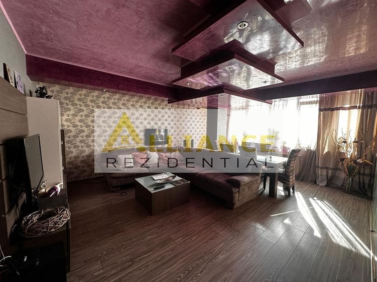 Apartament cu 3 camere decomandat în Berceni