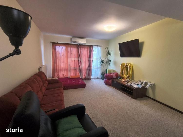 Apartament cu 3 camere semidecomandat în Pajura