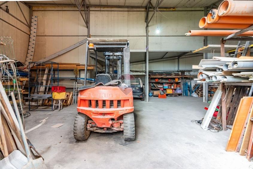Spațiu comercial, de 461 mp, în Militari