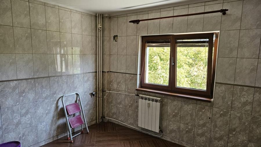 Apartament cu 2 camere decomandat în Militari
