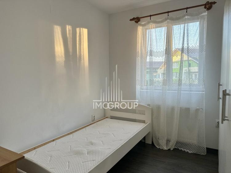 Apartament cu 3 camere decomandat, mobilat în Florești