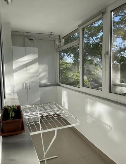 Apartament cu 2 camere semidecomandat în Grivița