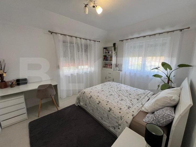 Casă individuală cu 6 camere cu Canalizare în Lucian Blaga