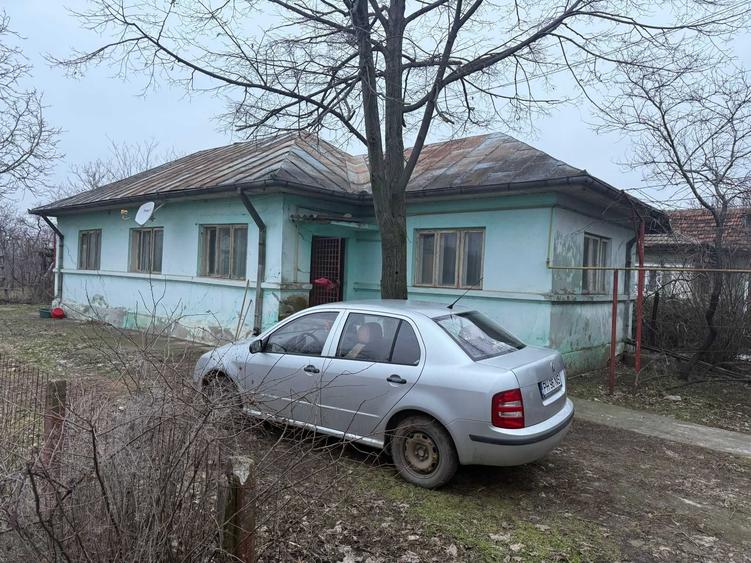 Casă cu 3 camere în Fefelei