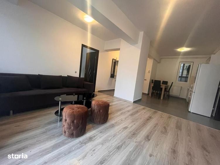 Apartament cu 3 camere semidecomandat în Iris