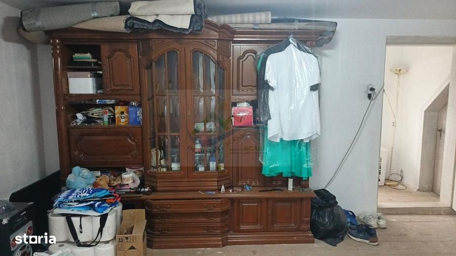 Casă cu 2 camere în Berchișești