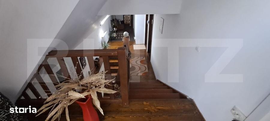 Casă cu 5 camere cu Teren 750 Mp în Voila