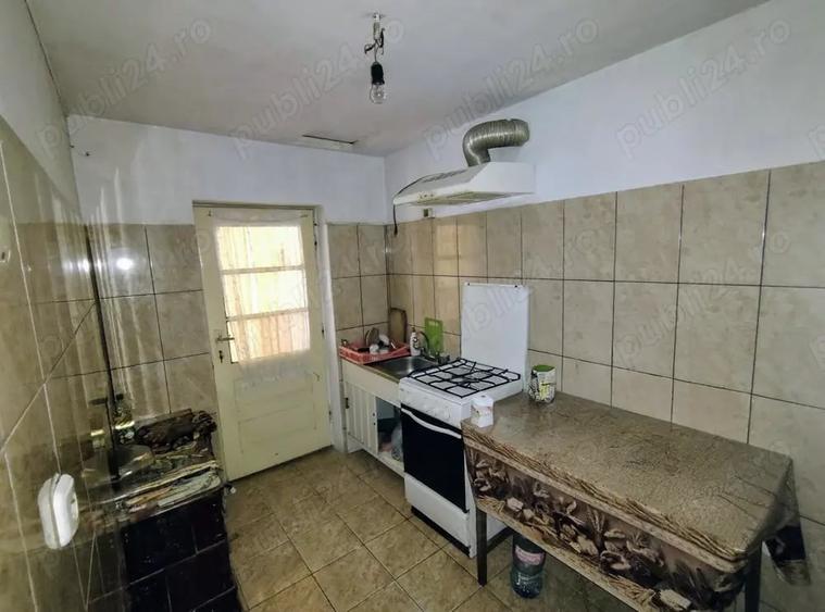 Casă cu 3 camere în Călui