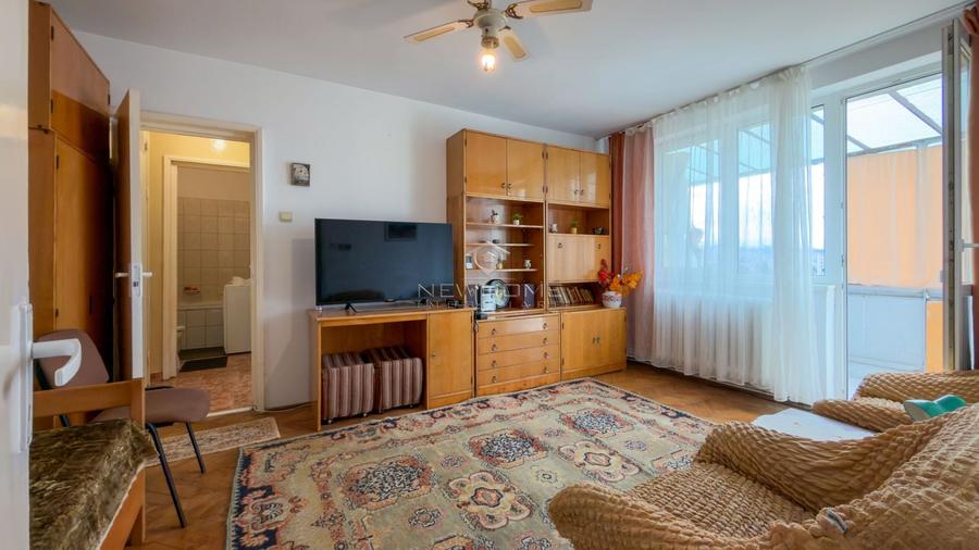 Apartament cu 2 camere semidecomandat, mobilat în Gheorgheni