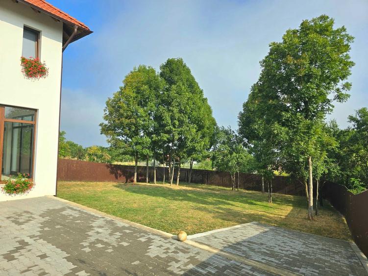 Casă cu 4 camere în Gheorghieni