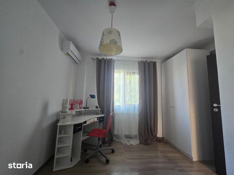 Casă cu 4 camere cu Canalizare în Chiajna