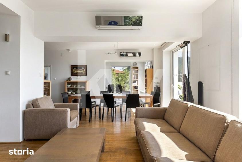 Casă cu 6 camere cu Teren 1600 Mp în Centrul Istoric