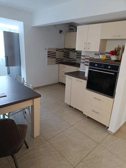 Apartament cu 2 camere decomandat în Decebal