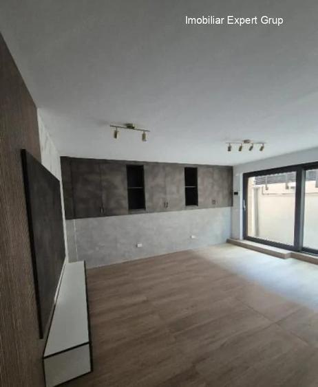 Casă cu 2 camere cu Teren 100 Mp în Tineretului