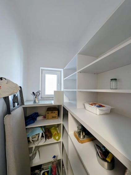 Apartament cu 2 camere decomandat în Pajura