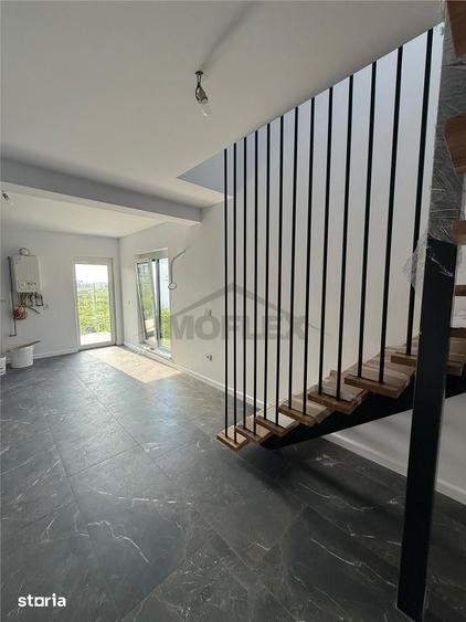 Casă cu 3 camere cu Teren 200 Mp în Sânandrei
