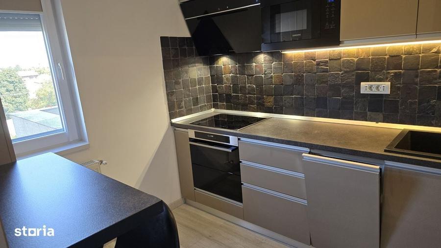 Apartament cu 4 camere în Progresul
