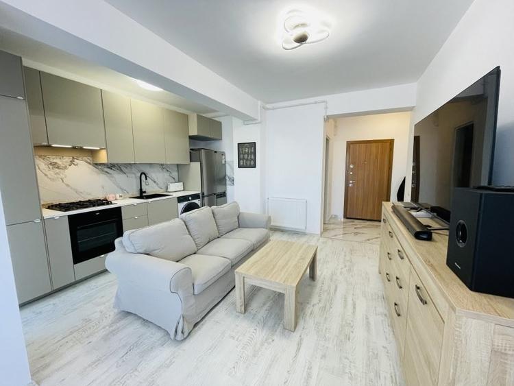 Apartament cu 2 camere semidecomandat, mobilat în Vitan-Bârzești