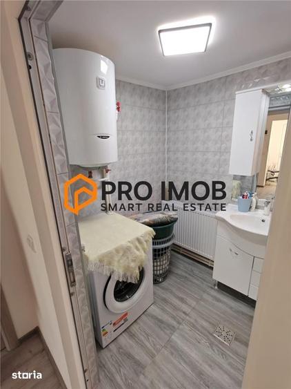 Casă cu 4 camere decomandat cu Teren 2200 Mp în Mihăilești