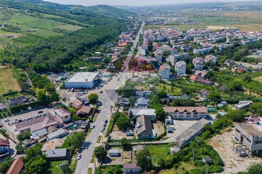 Spațiu comercial, de 934 mp, în Tomești