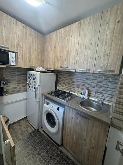 Apartament cu 2 camere decomandat, mobilat în Brazda lui Novac