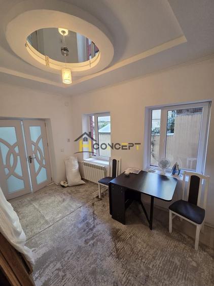 Apartament cu 2 camere semidecomandat, mobilat în P-ța Unirii