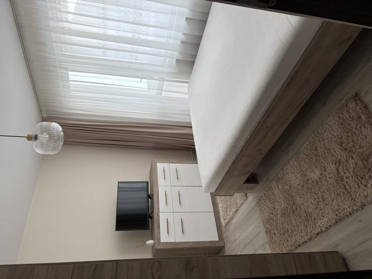 Apartament cu 2 camere semidecomandat în Iași
