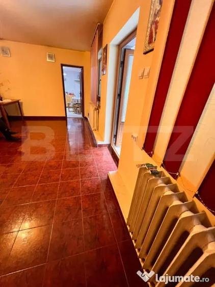 Casă cu 3 camere cu Teren 1500 Mp în Central