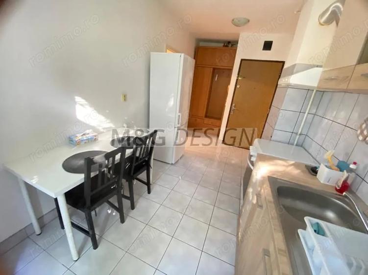 3 camere langa Medicina -CENTRALA PROPRIE - 8