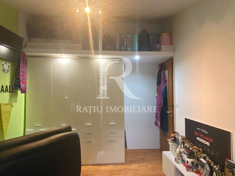 Casă cu 3 camere cu Canalizare în Ultracentral