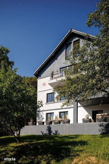 Casă cu 6 camere cu Teren 538 Mp în Centrul Istoric