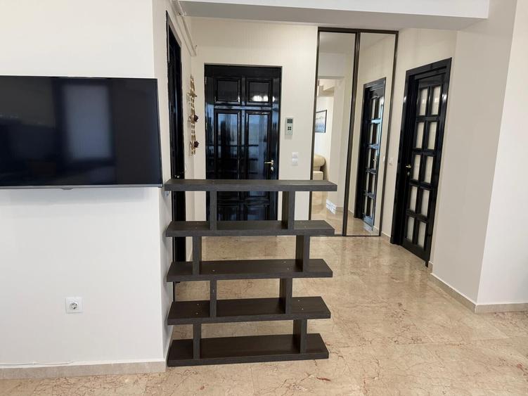 Apartament cu 3 camere decomandat, mobilat în Copou