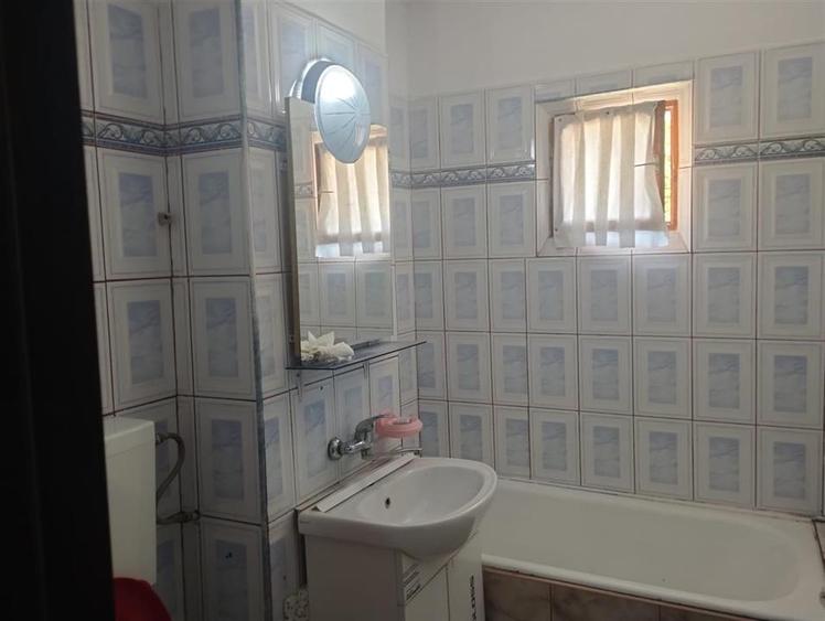 Apartament cu 2 camere semidecomandat în 9 Mai