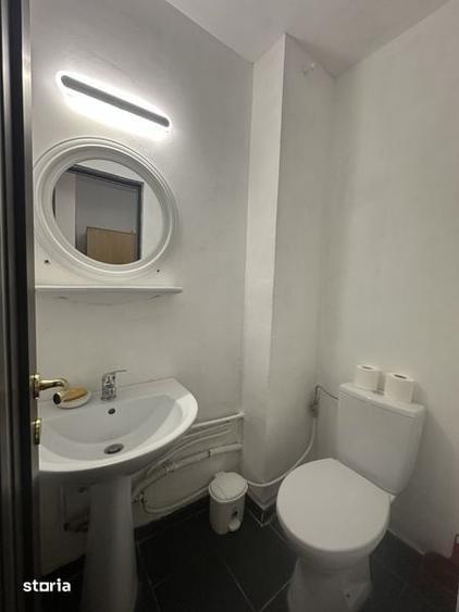 Apartament cu 3 camere în Calea București