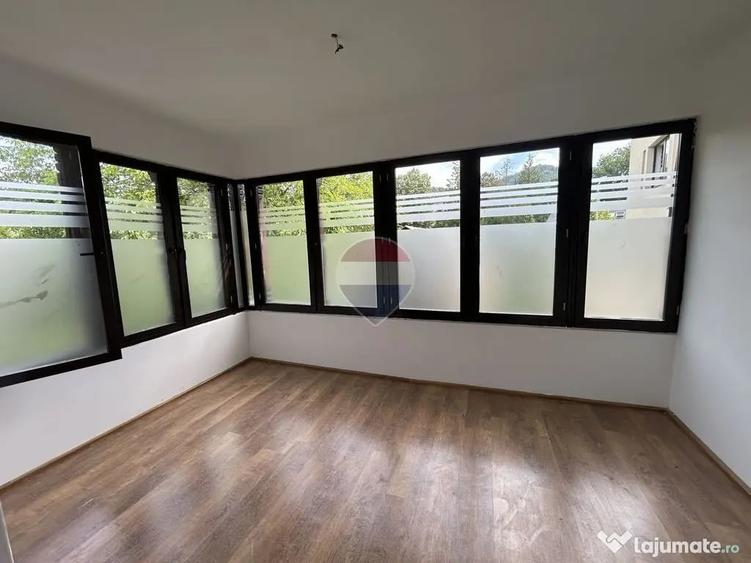 Spațiu comercial, de 135 mp, în Valea Roșie