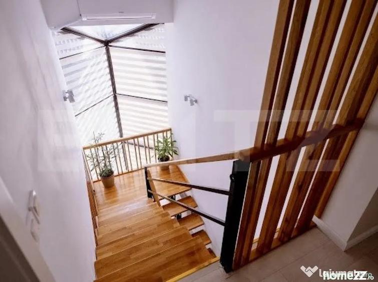 Casă cu 4 camere cu Teren 470 Mp în Central