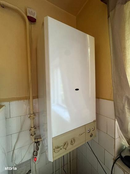 Apartament cu 2 camere semidecomandat în Calea Galați