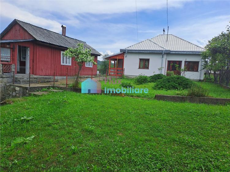 Casă cu 2 camere cu Teren 3743 Mp în Mălini