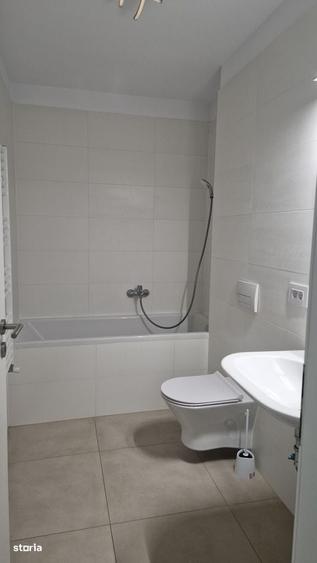 Apartament cu 2 camere decomandat în Avantgarden