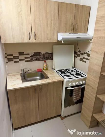 Casă cu 7 camere în Central
