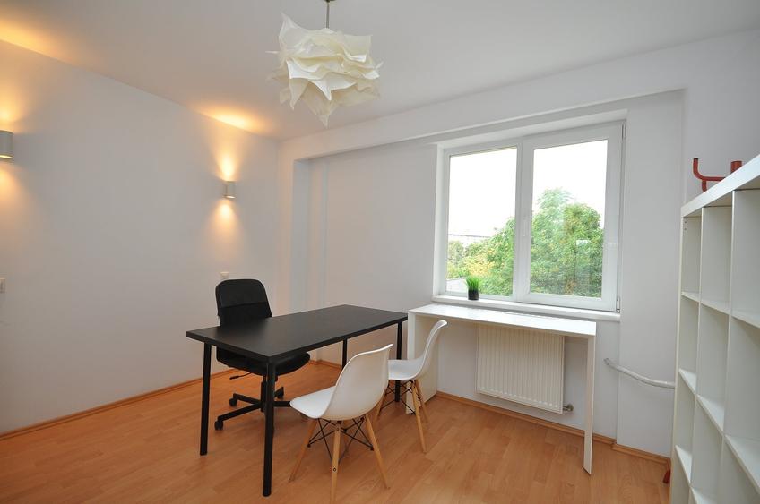 Apartament cu 3 camere în 13 Septembrie