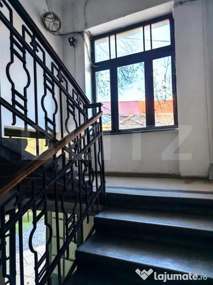 Apartament cu 3 camere semidecomandat în Elisabetin